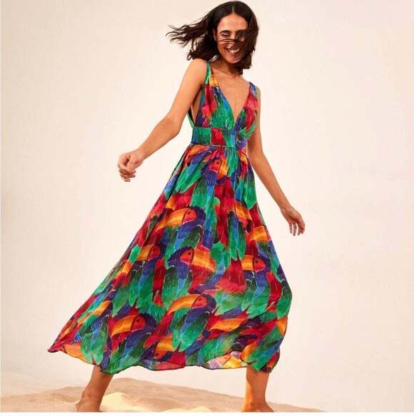 FARM Rio Dresses & Skirts - FARM Rio Painted Toucans V-Neck Sleeveless Midi Dress